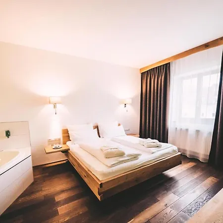 ホテル Aktivhotel Wildschuetz 4*