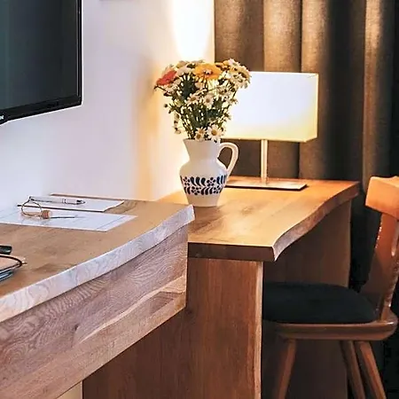 Aktivhotel Wildschuetz 호텔 4*