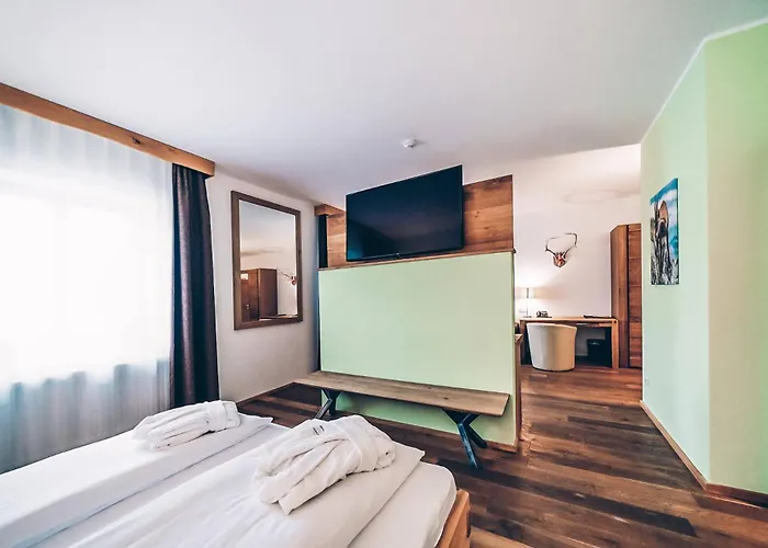 Aktivhotel Wildschuetz Hotel 4*