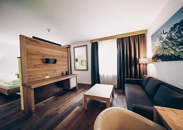 Aktivhotel Wildschuetz Hotel 4*