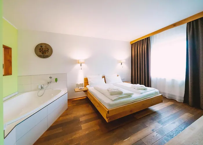 Aktivhotel Wildschuetz Otel 4*